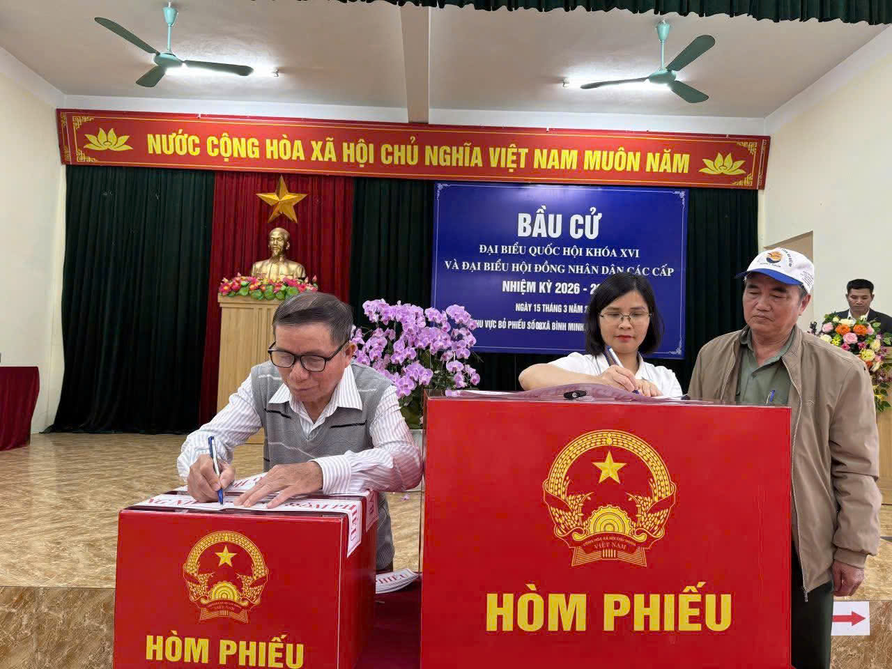 z7624322012602 cfd2239ad5948a3530f1bccb41bee4d9