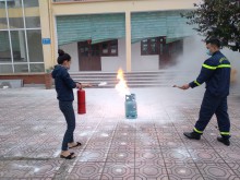 CB, GV, NV  tham gia thực hành trực tiếp