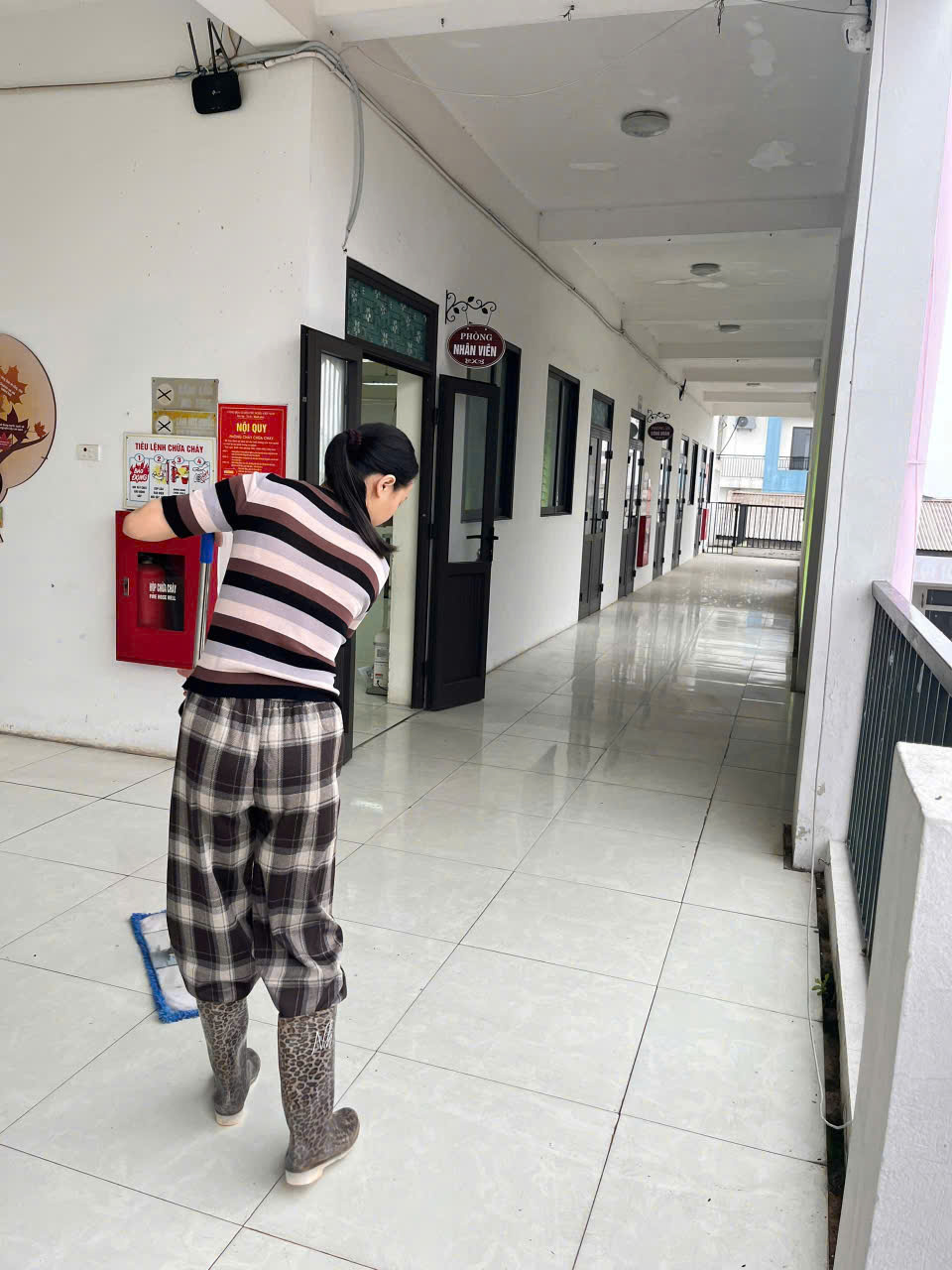 gen h z7553354985712 f10a51138a373f74e6da5eb738402b02