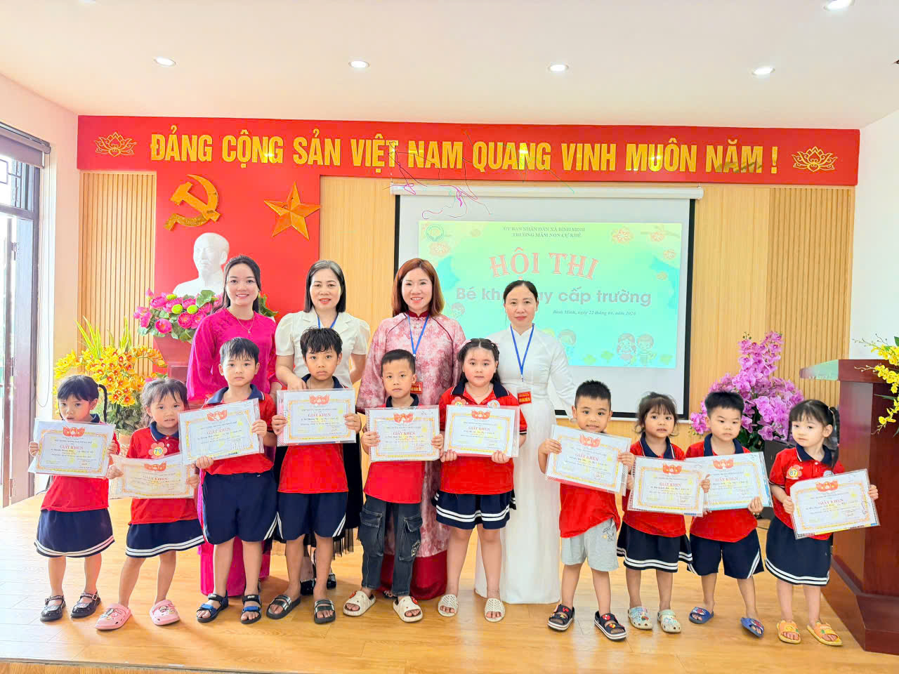 Trường mầm non Cự Khê tổ chức hội thi "Bé khéo tay" chào mừng ngày 30/4