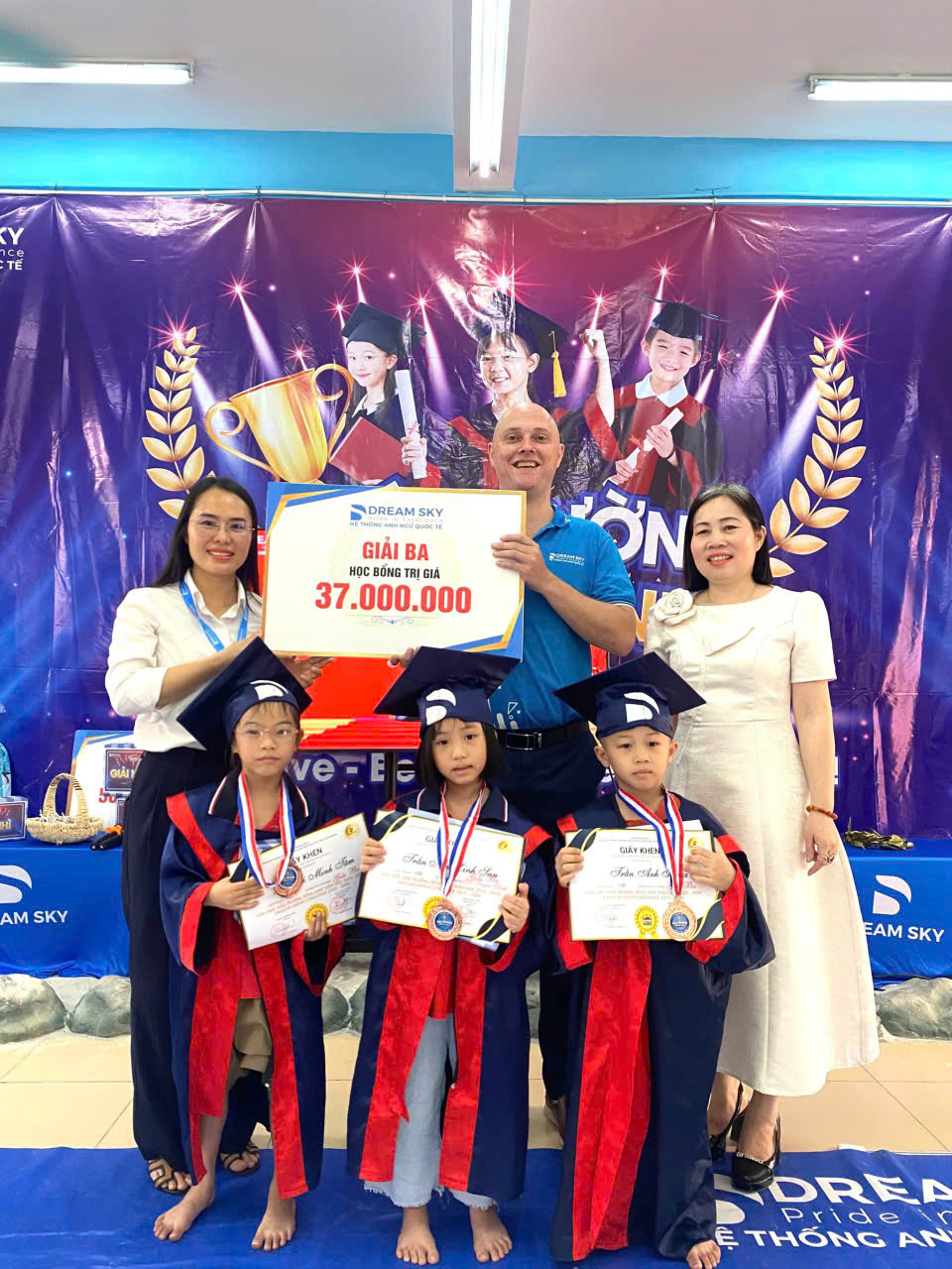 z7687516464321 9130877598177731d0f2434d4e6c39d1