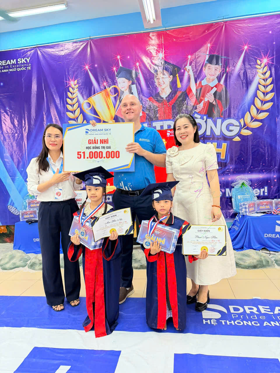 z7687516660767 b5327909db889d1ffc254370f955ff7d